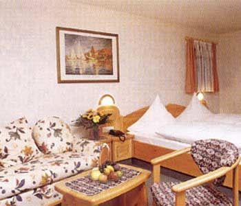 Hotel Gasthof Hirsch Alfdorf Exterior foto