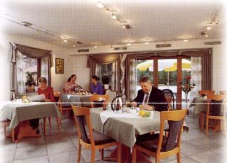 Hotel Gasthof Hirsch Alfdorf Exterior foto